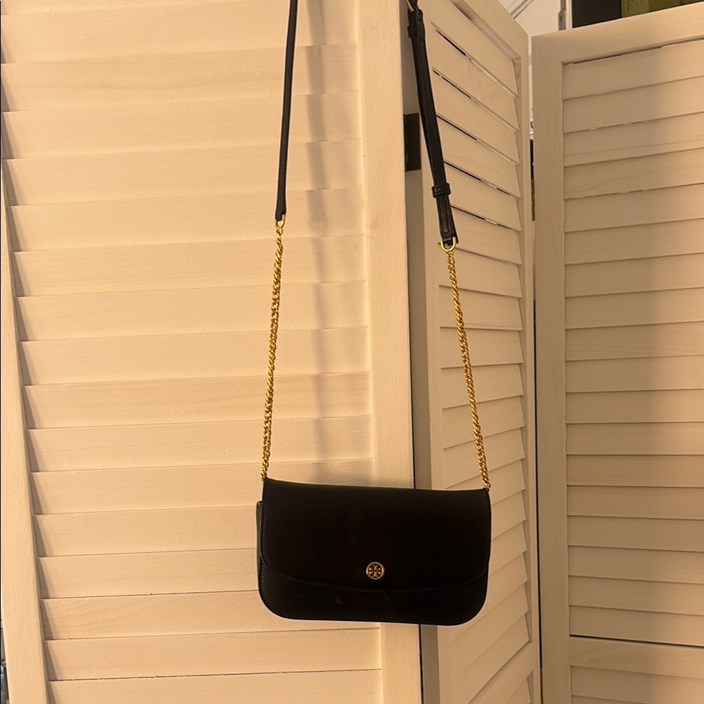 Tory Burch Black and Gold Textured Crossbody Bag with Flap Closure